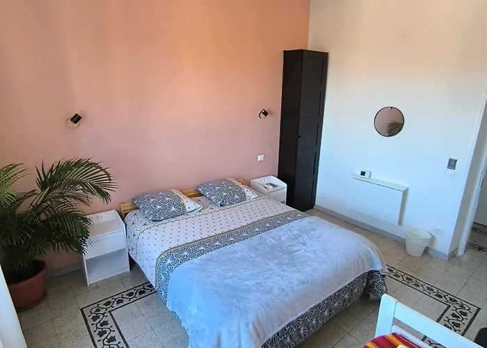 Cozy Roma